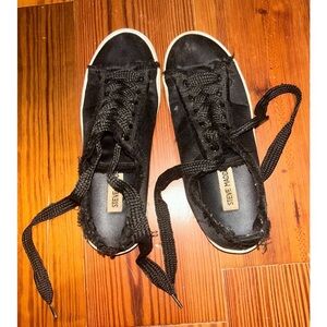 Steve Madden Greyla Black Satin Platform Sneakers, Size 6M